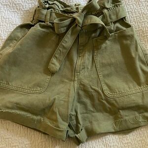 Zara Paper Bag High Rise Shorts - Green